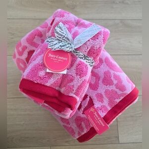 NWT Juicy Couture 4Pc Pink Lips/ Leopard Print Towel Set